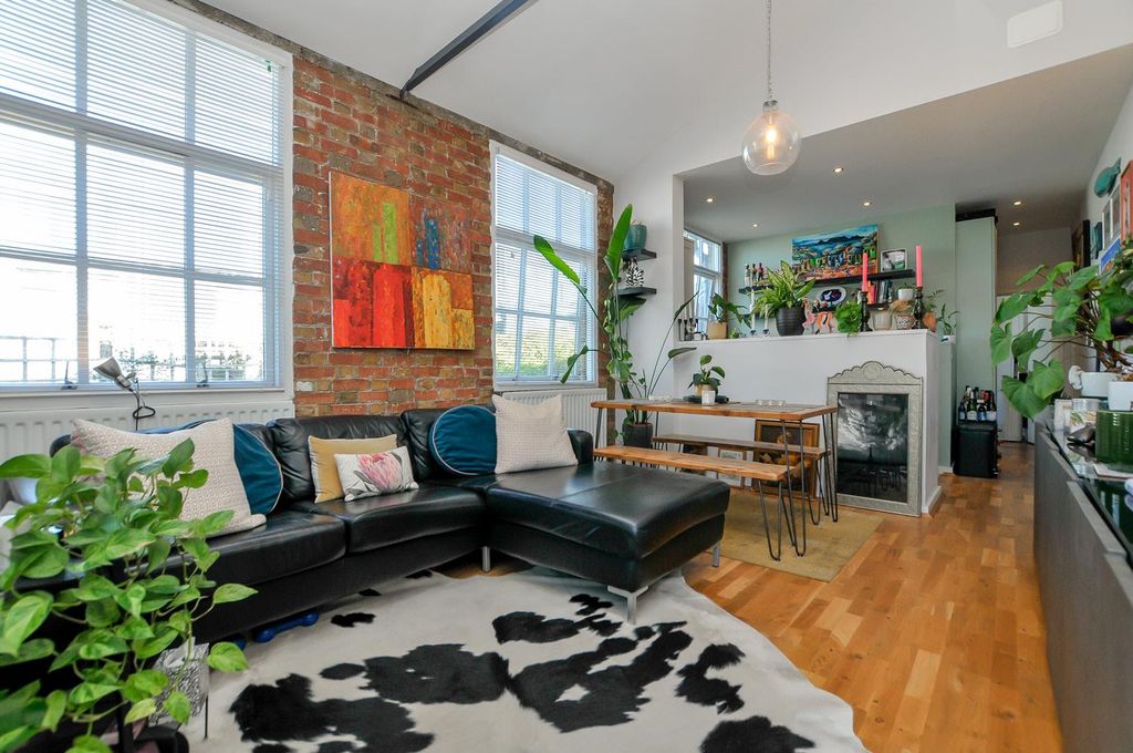 Property photo 1 of 24 7.Jpg