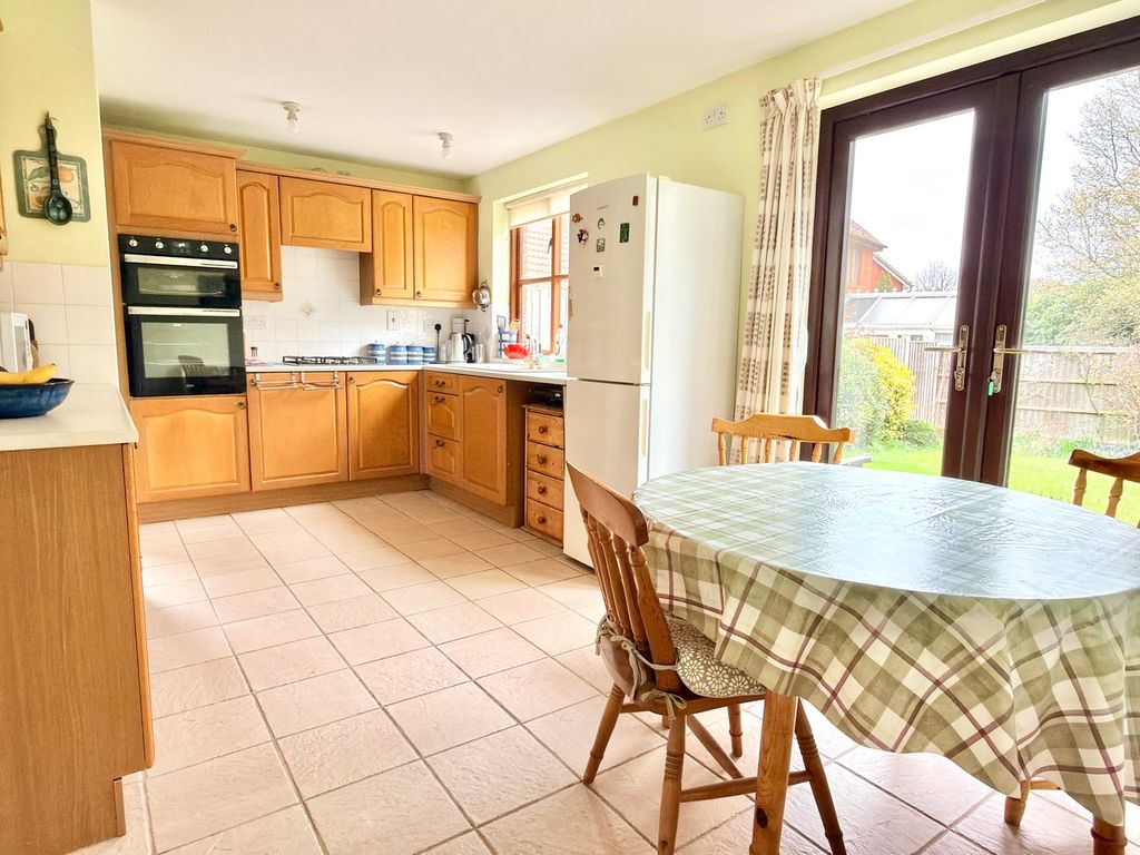 Property photo 3 of 16