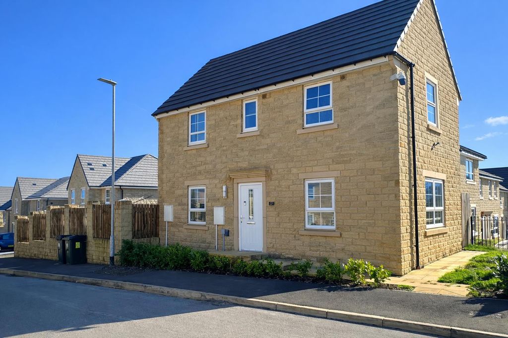 Property photo 1 of 15 Front Ai.Png