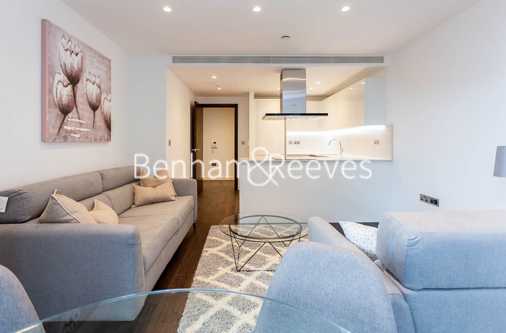 Property photo 1 of 12 Luxury