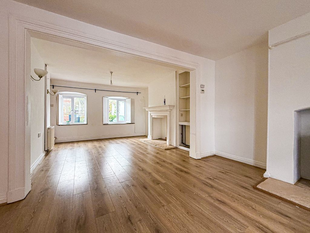 Property photo 3 of 15 3401755