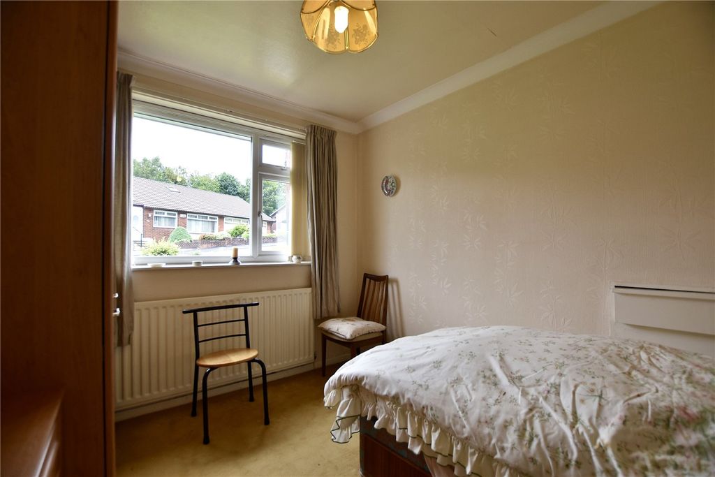 Property photo 2 of 18 Picture No. 01