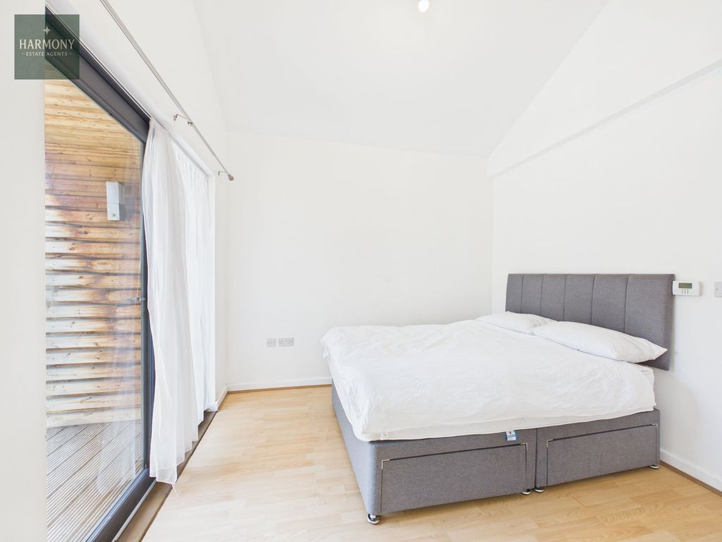 Property photo 3 of 30