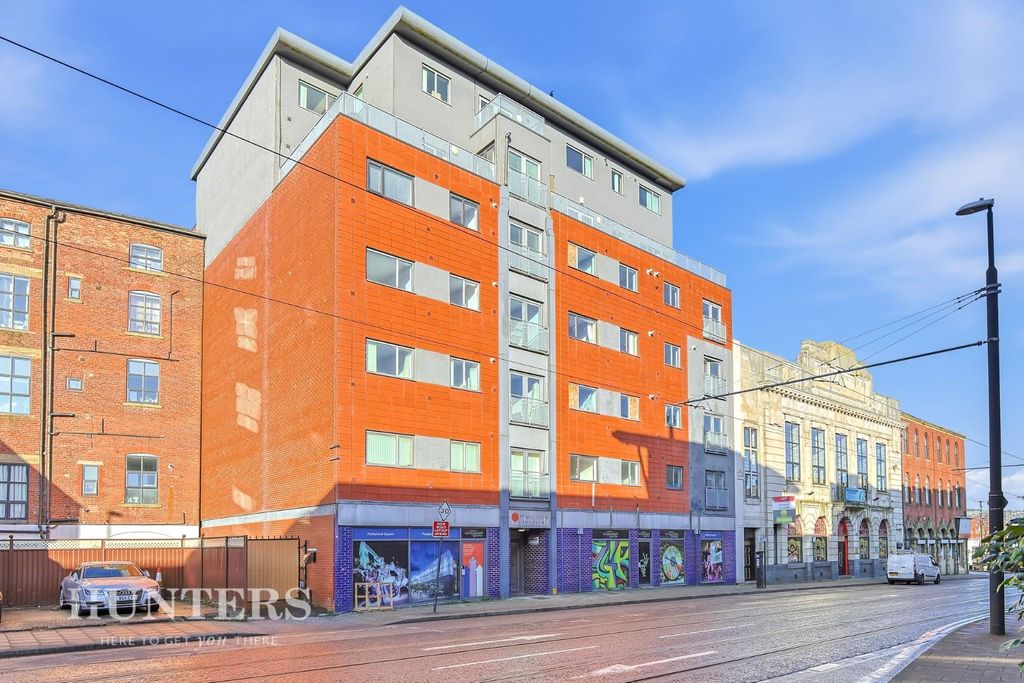 Property photo 1 of 18 Front