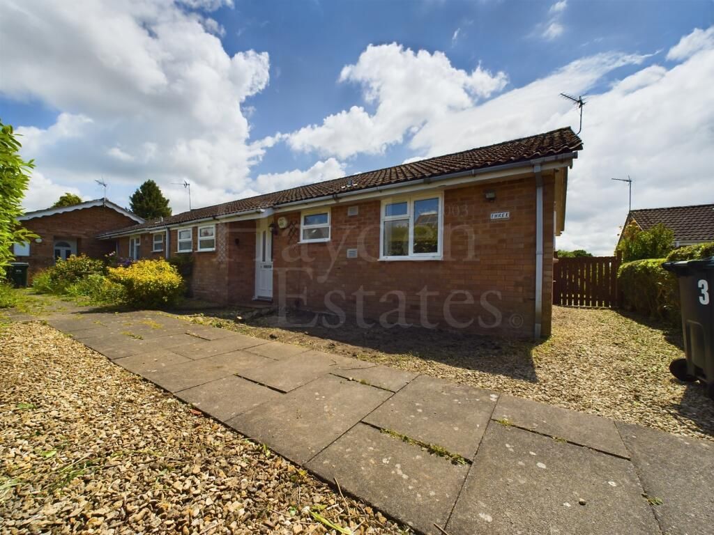 Property photo 1 of 11 2 Bedroom Semi Detached Bungalow For Rent