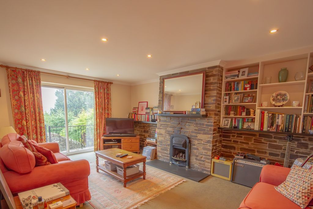 Property photo 2 of 11 Tps 01726 217 888-39