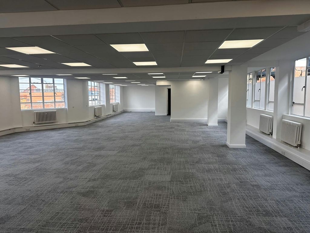 Property photo 2 of 10 P2.Jpeg