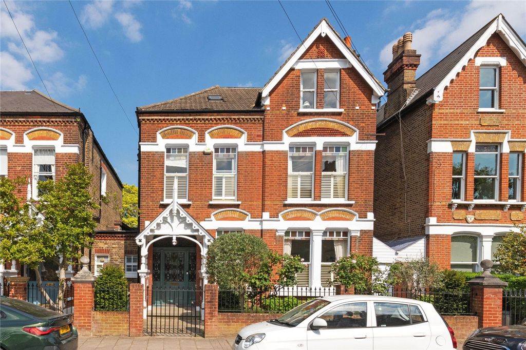 Property photo 1 of 16 Baskerville Road