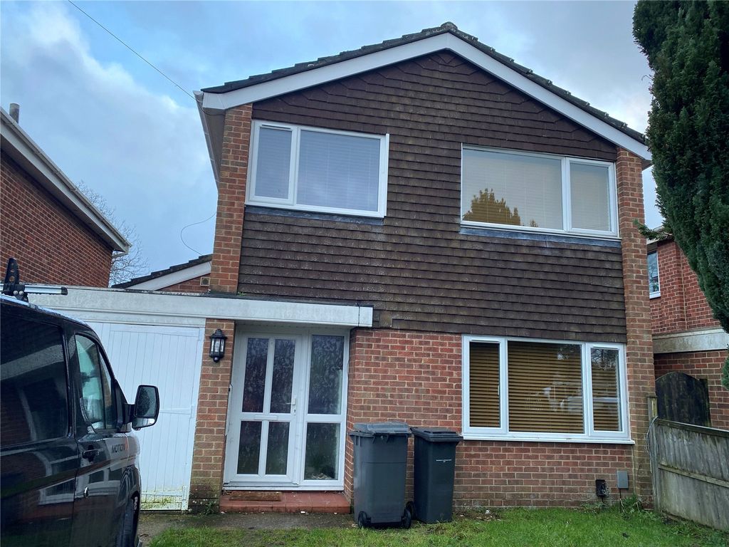 Property photo 1 of 21 Picture No. 01