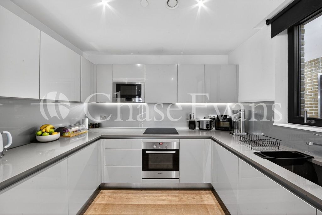 Property photo 2 of 20 Kitchen
