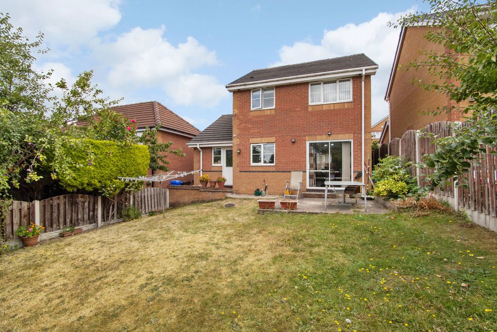 Property photo 3 of 12