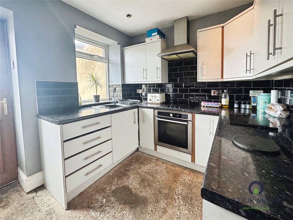 Property photo 2 of 10 Picture No. 08