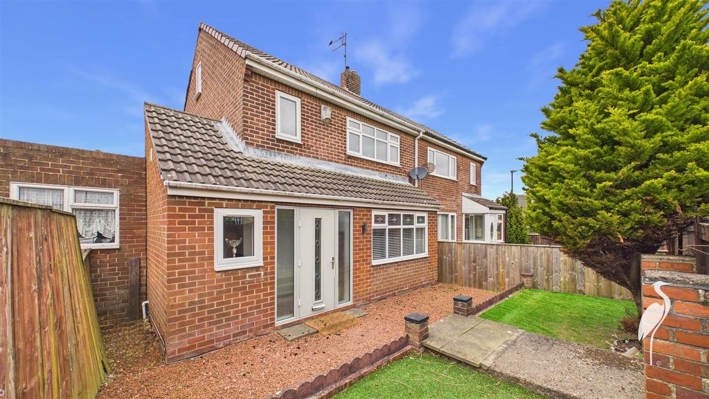 Property photo 1 of 32