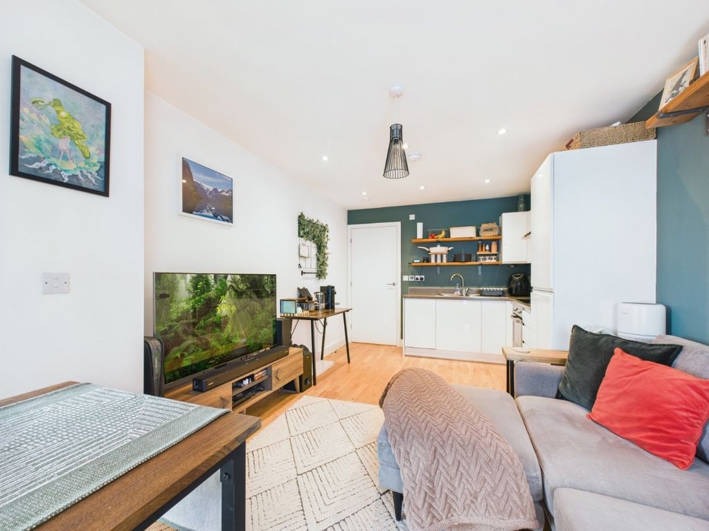 Property photo 3 of 13 4751114