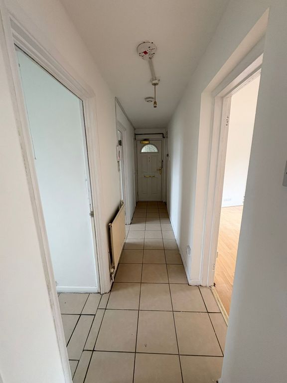 Property photo 3 of 9 Photo 07-10-25, 11 28 20 (1)