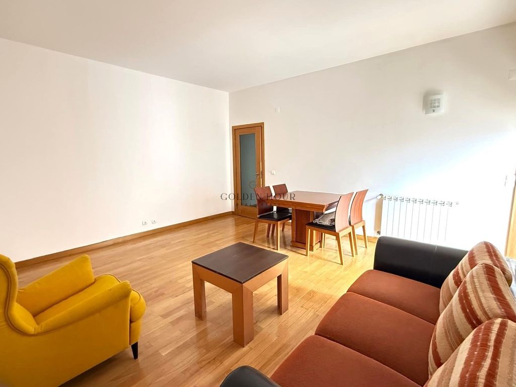 Property photo 3 of 33