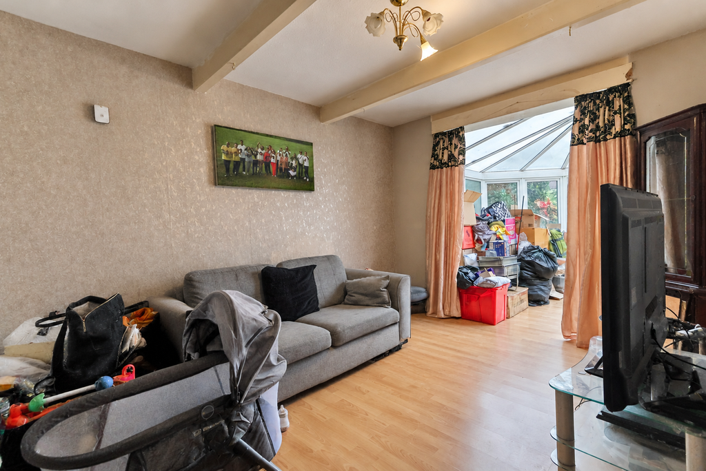 Property photo 2 of 11 Picture No. 03