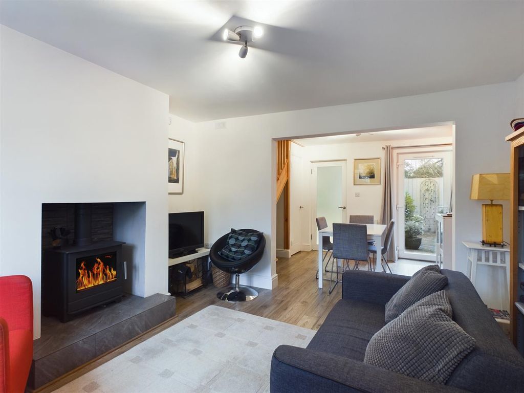 Property photo 2 of 20 19.Jpg