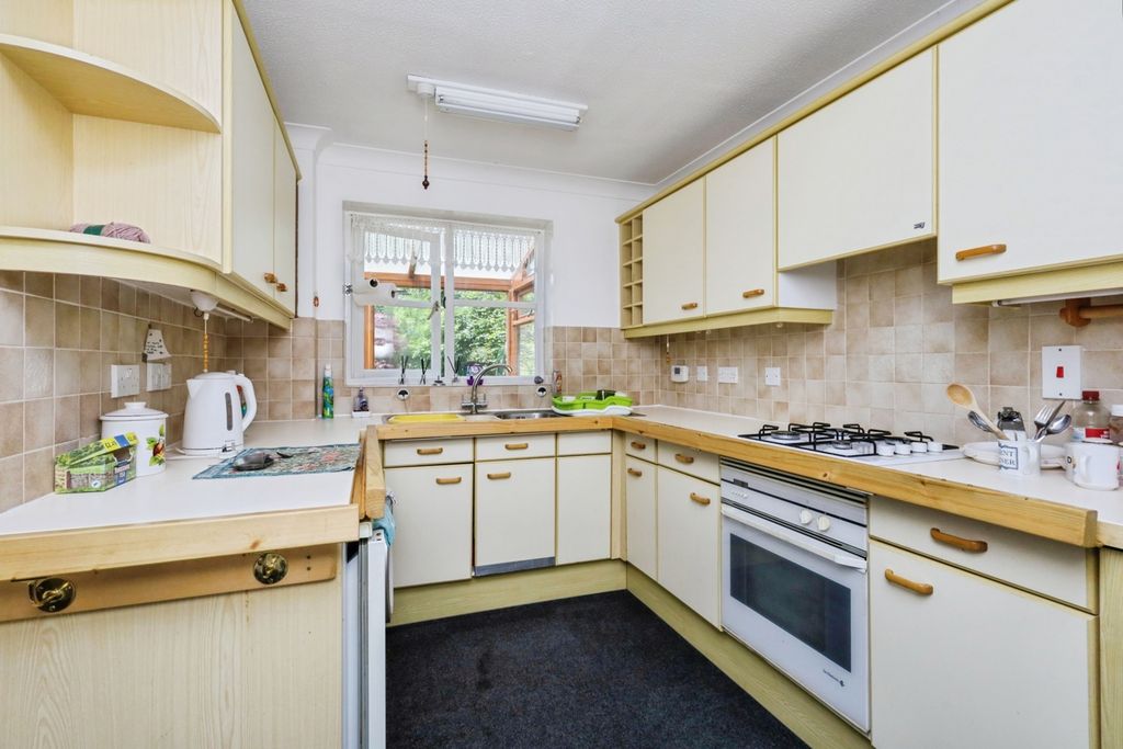 Property photo 3 of 19 Pbox-Img.Jpg