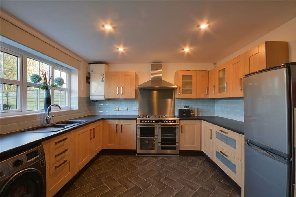 Property photo 3 of 11