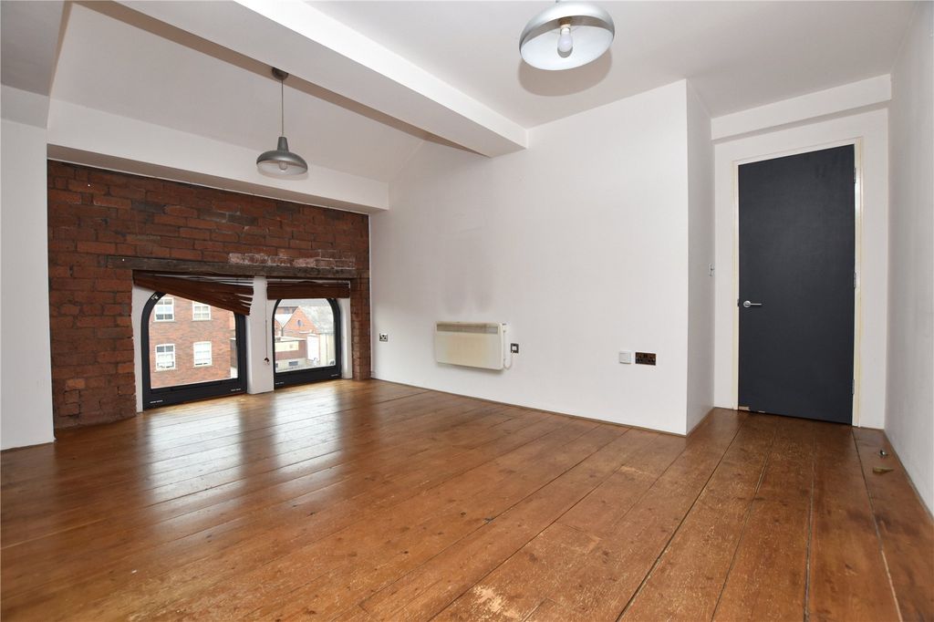 Property photo 3 of 12 Picture No. 08