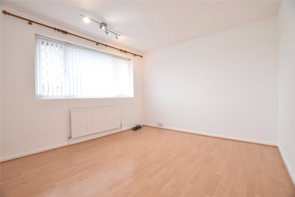 Property photo 2 of 9 Picture No. 01