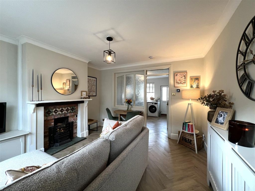 Property photo 2 of 16 Img_0417.Jpg