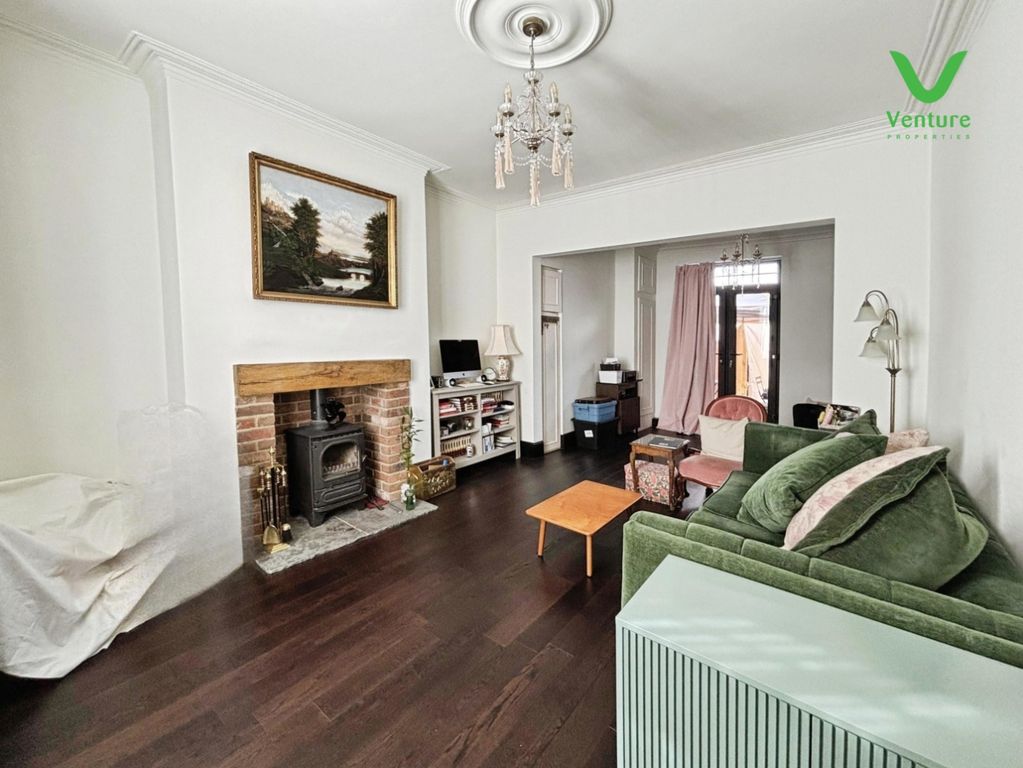 Property photo 3 of 18 Pbox-Img.Jpg