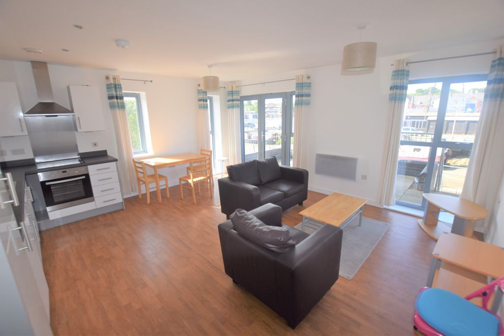 Property photo 2 of 9