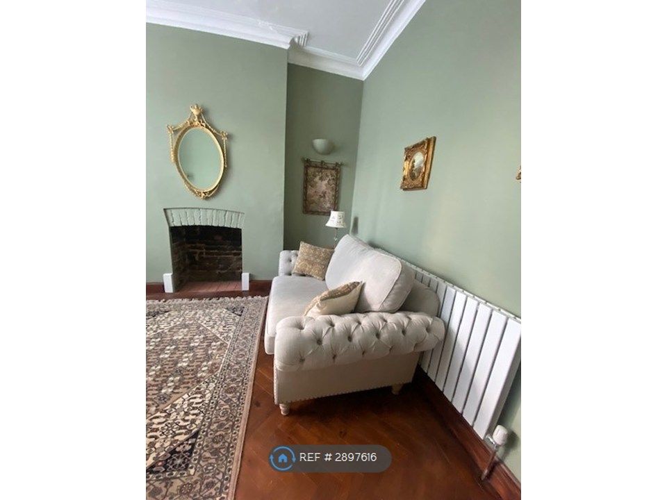 Property photo 3 of 12 Living Room
