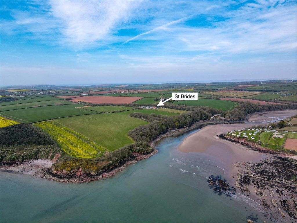 Property photo 2 of 11 Dji_0785.Jpg
