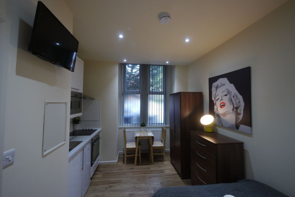 Property photo 3 of 7