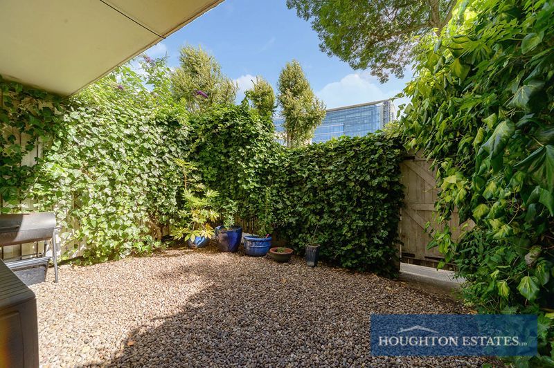 Property photo 2 of 10 Photo 1