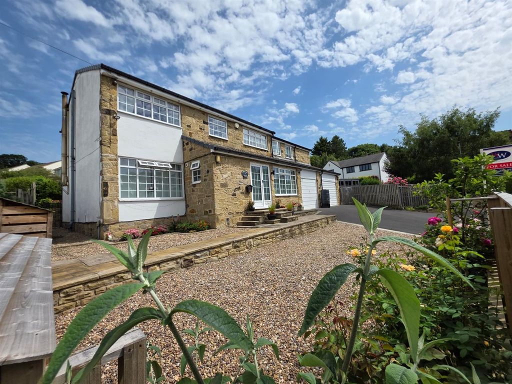 Property photo 1 of 41 External