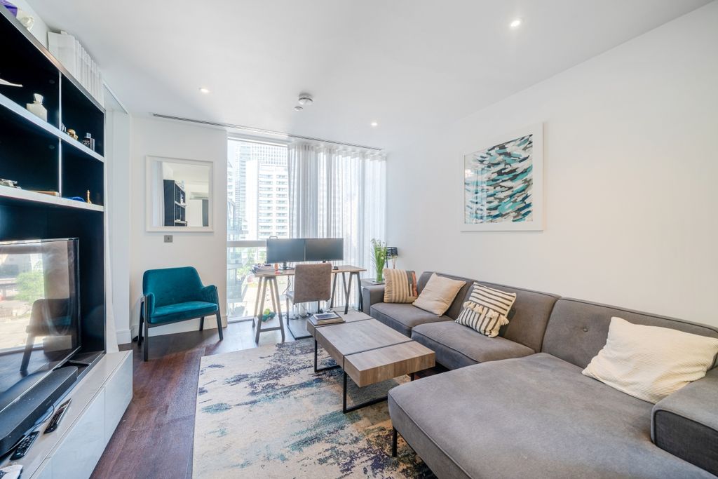 Property photo 2 of 12 11-68235Ad0577F8-...