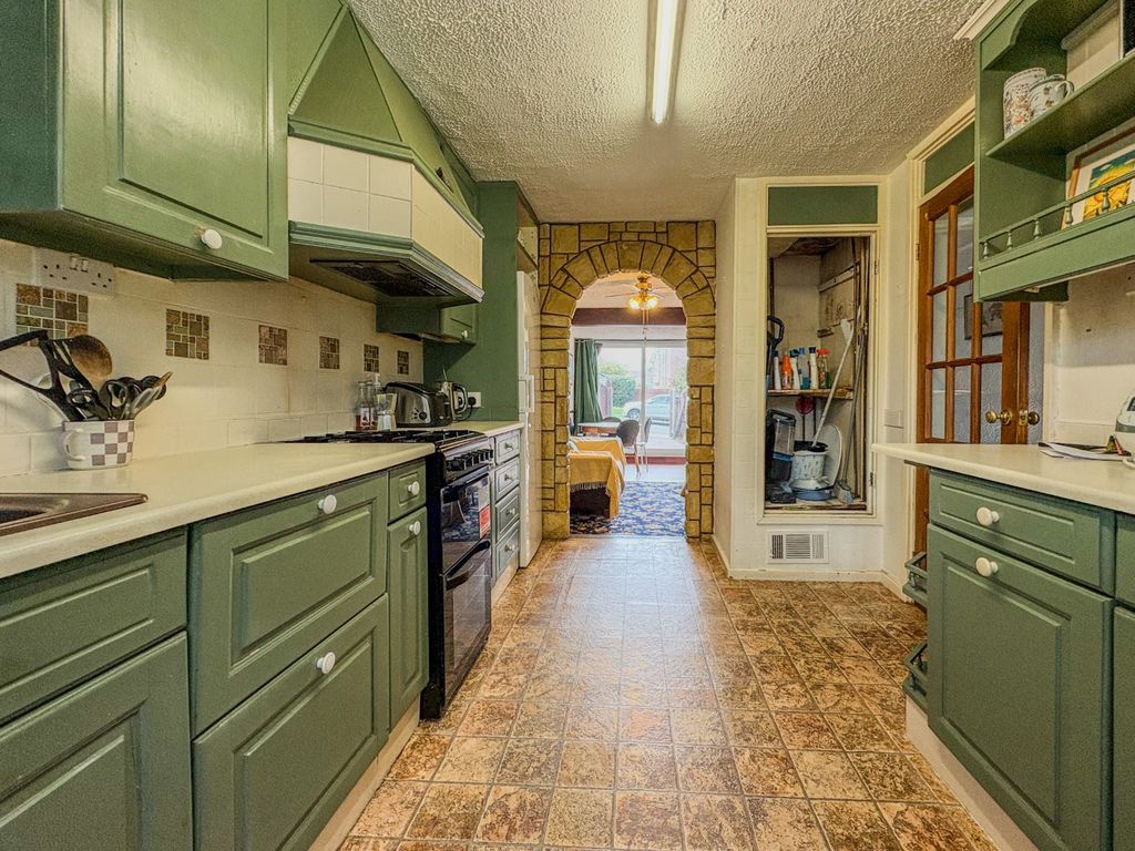 Property photo 3 of 22 5519927