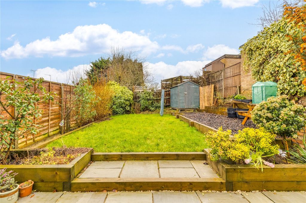 Property photo 2 of 19 Picture No. 04