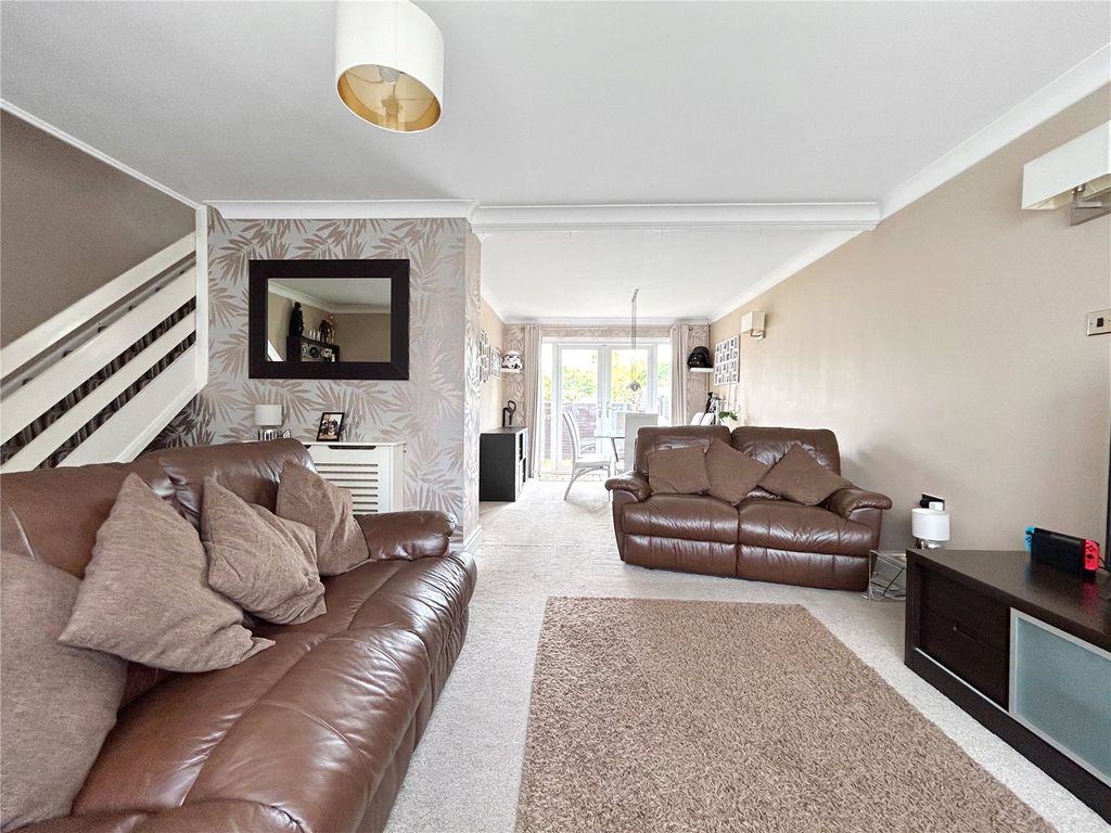 Property photo 3 of 15 Picture No. 27