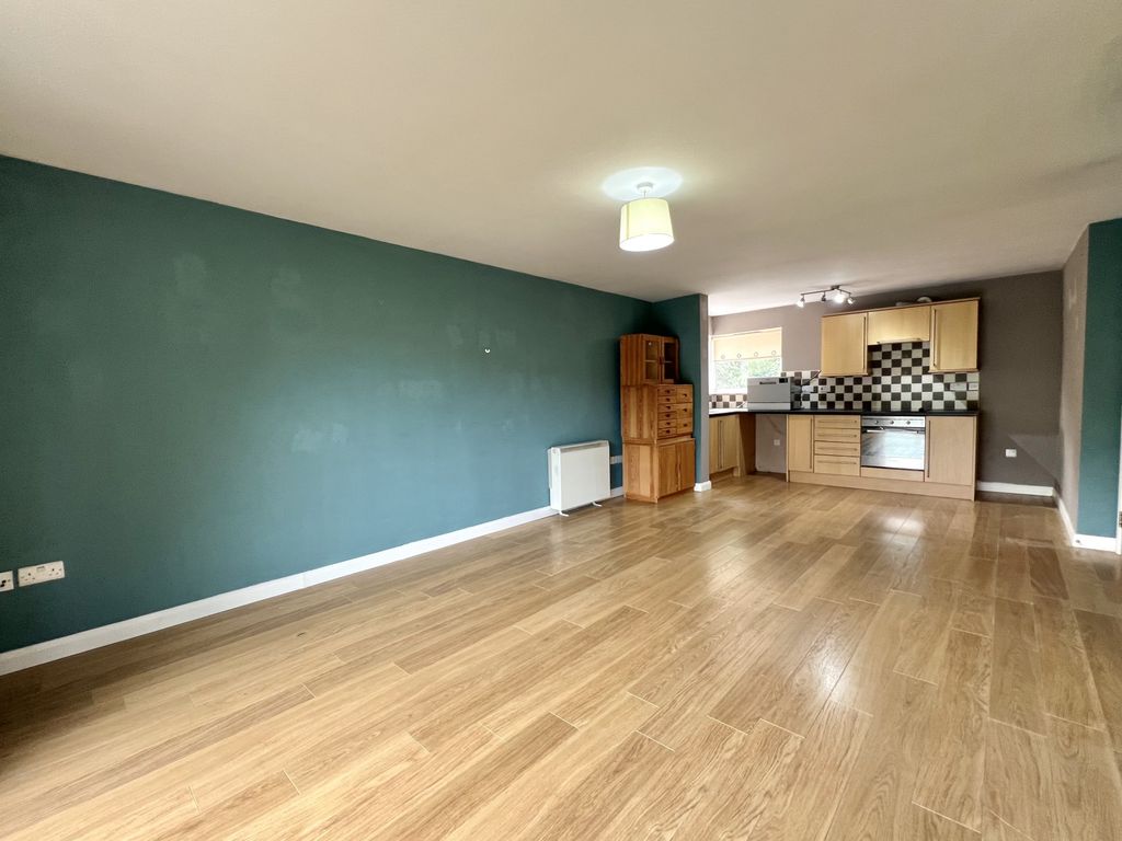 Property photo 3 of 10 Gallery