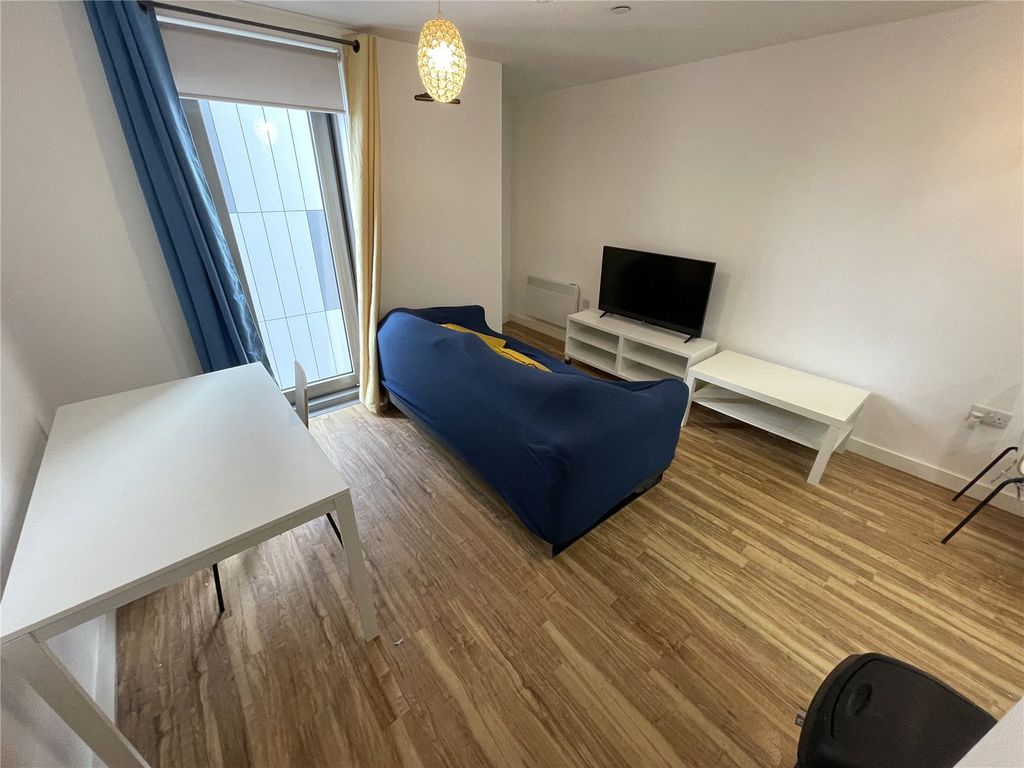 Property photo 2 of 5 Picture No. 04