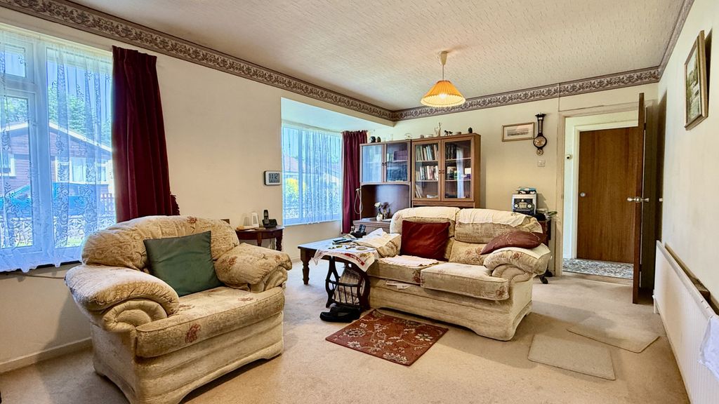 Property photo 2 of 19
