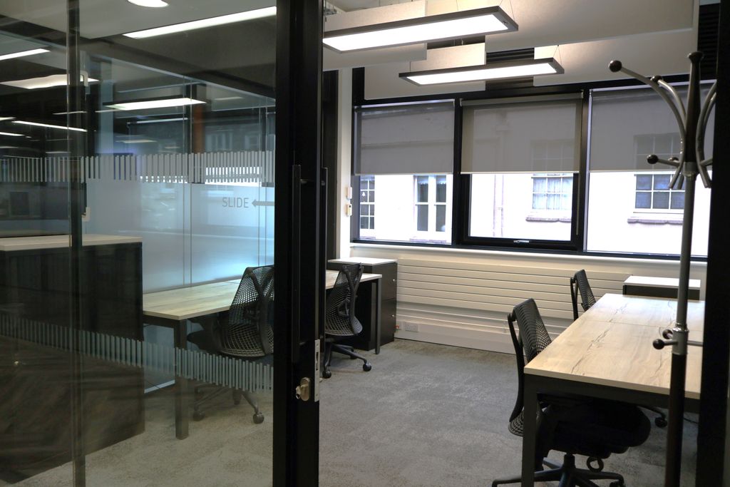 Property photo 1 of 9 Office Space