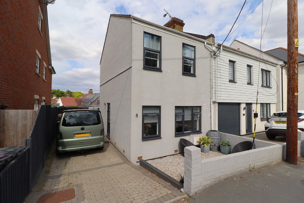 Property photo 1 of 14