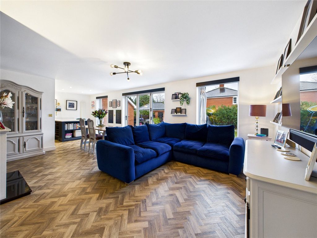 Property photo 2 of 27 Picture 2