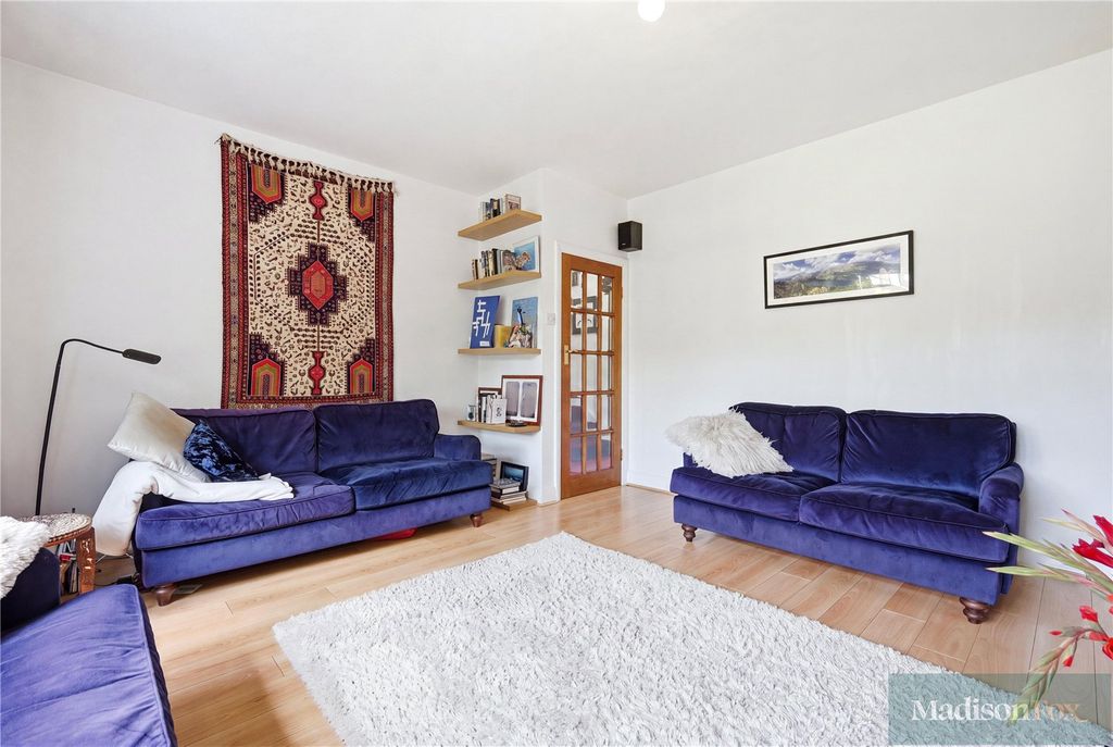 Property photo 3 of 37 Picture No. 69