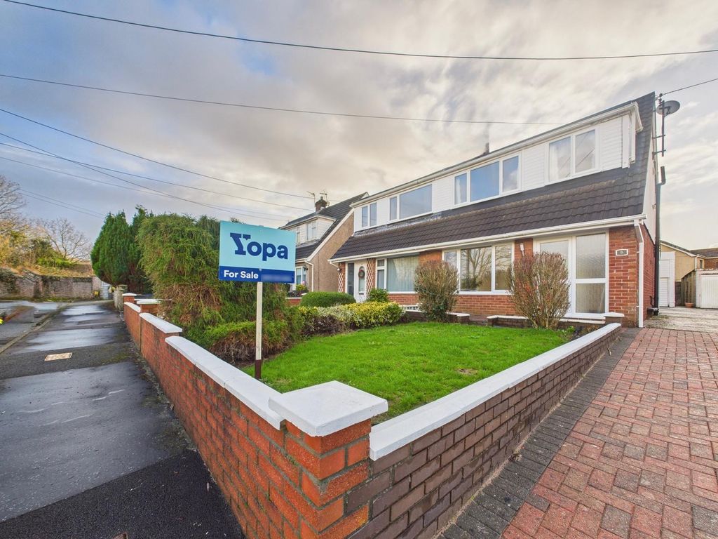 Property photo 1 of 20 Front Of House Maesgwyn.Jpg