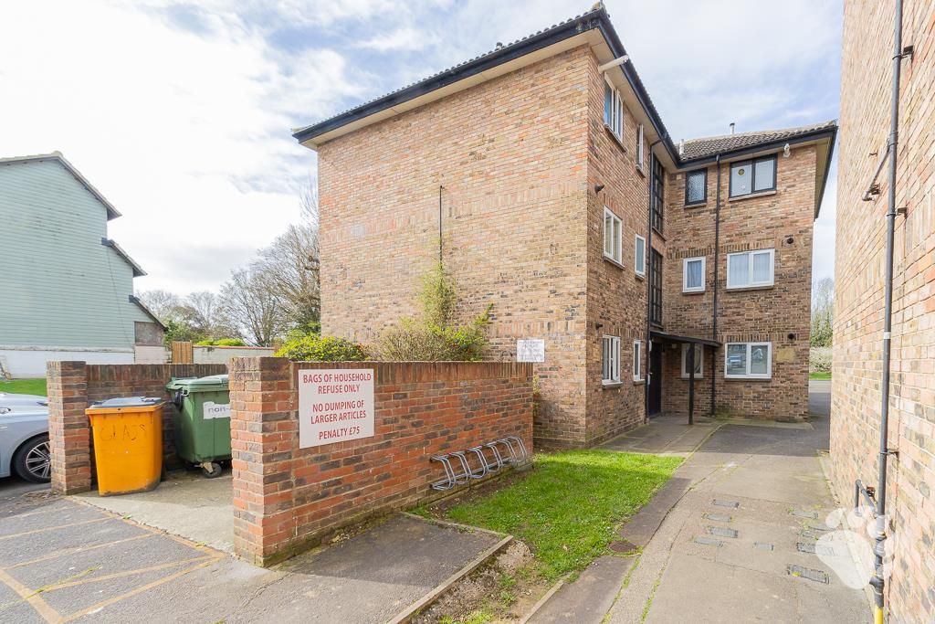 Property photo 1 of 13 Front