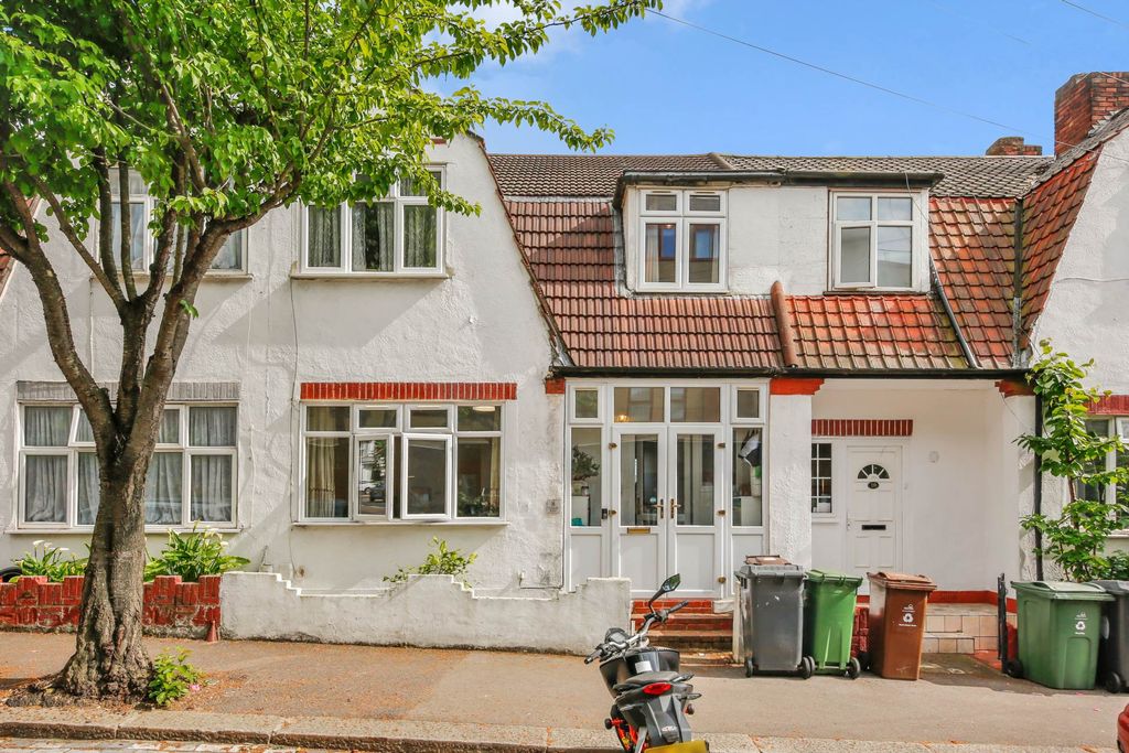 Property photo 1 of 25