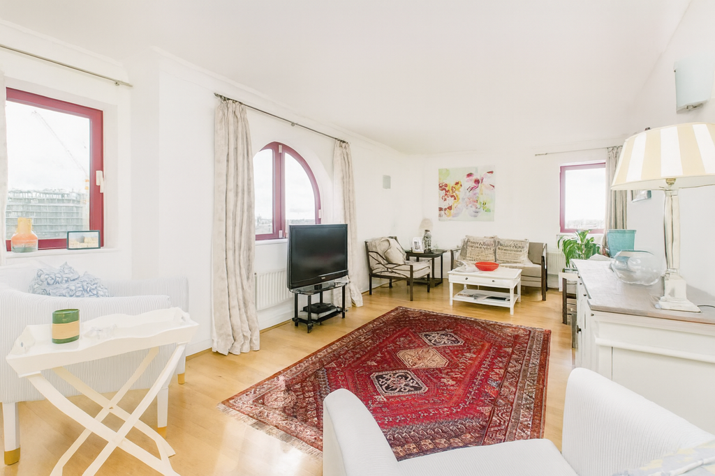 Property photo 3 of 11