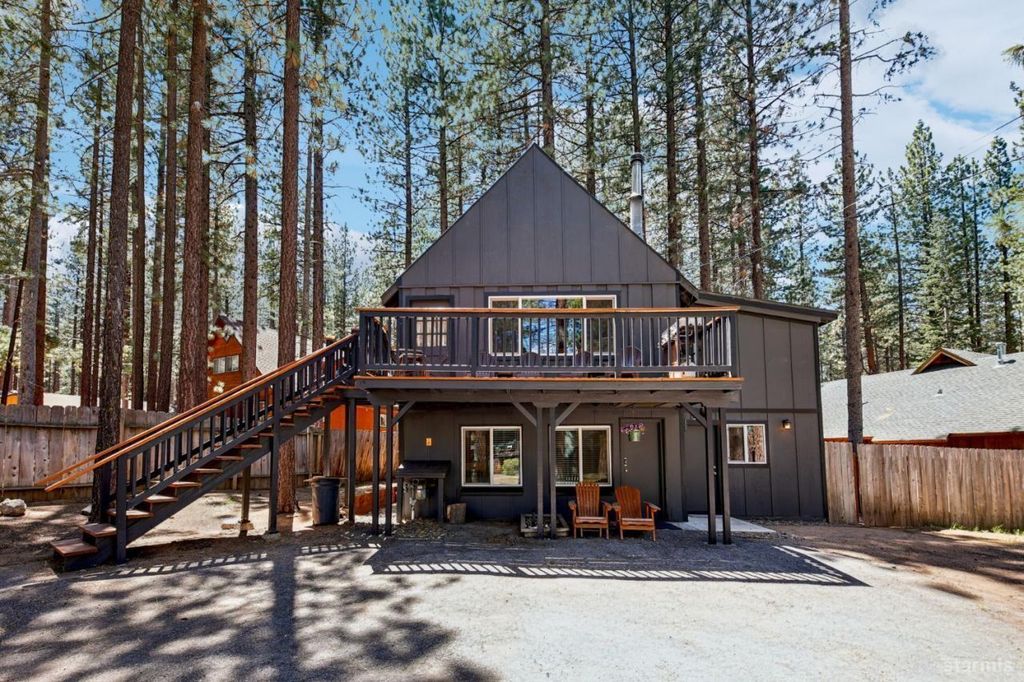 Property photo 1 of 30